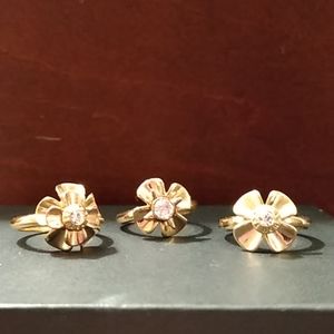 Henri Bendel Flower Rings